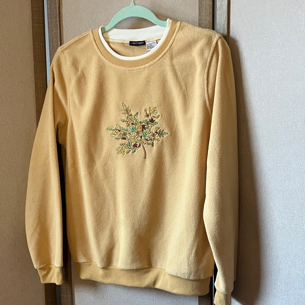 FINAL MARKDOWN Love Crazy embroidered Top petite medium